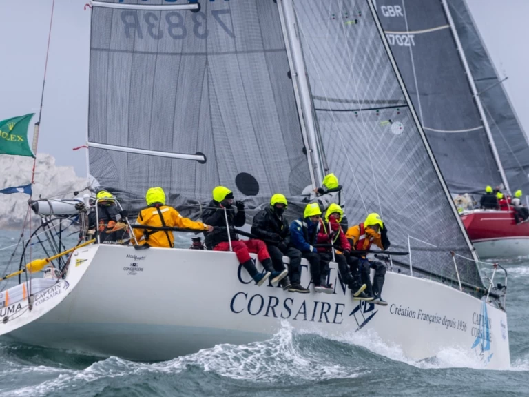 Bootverhuur Harley Race BOATS Reflex 38 in Granville via SamBoat