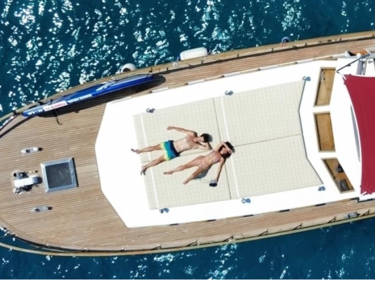 Huur een Cantiere Azzurro 58 in Korfoe