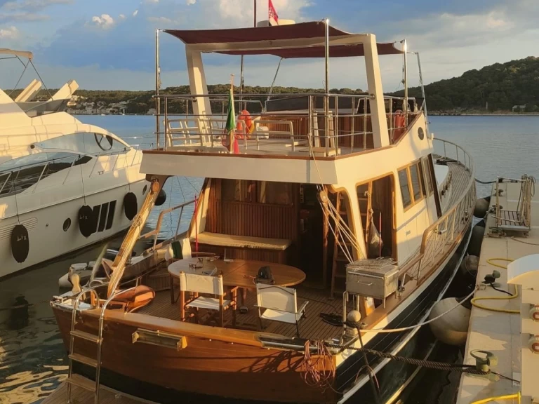 Verhuur Motorboot in Korfoe - Cantiere Azzurro 58