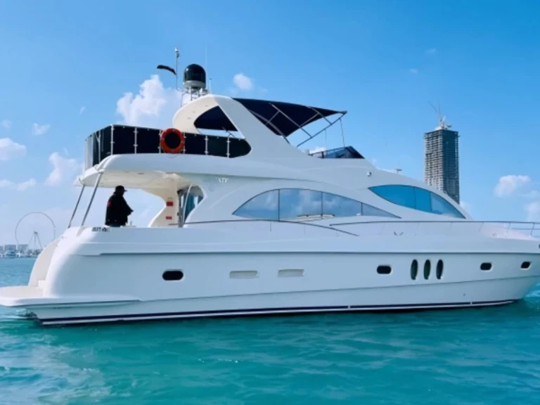 Bootverhuur Majesty Yachts 70 in Dubai Marina via SamBoat