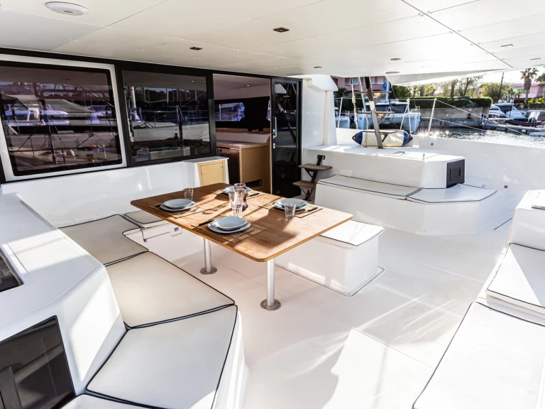 Dufour Dufour Catamarans 48 Sail te huur van particulier of professional in Palermo