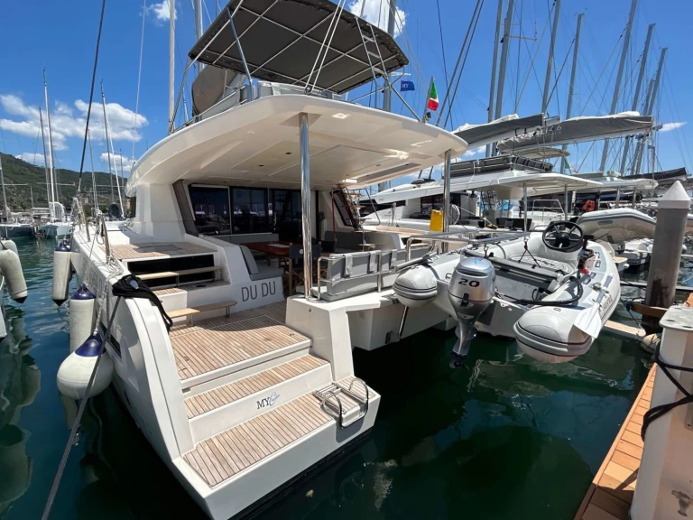 Huur een Cervetti Cervetti 44  in Salerno