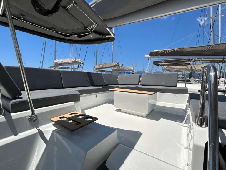 Huur Catamaran met of zonder schipper Fountaine Pajot in Salerno