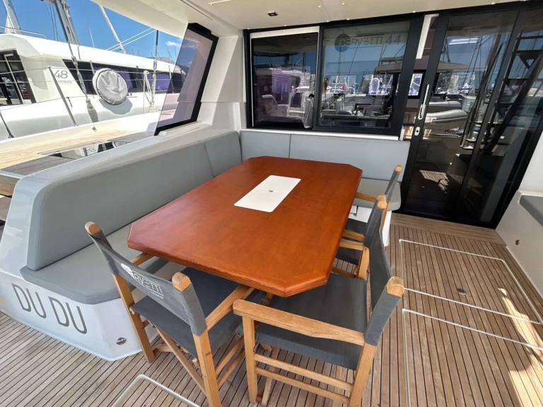 Cervetti Cervetti 44  te huur van particulier of professional in Salerno