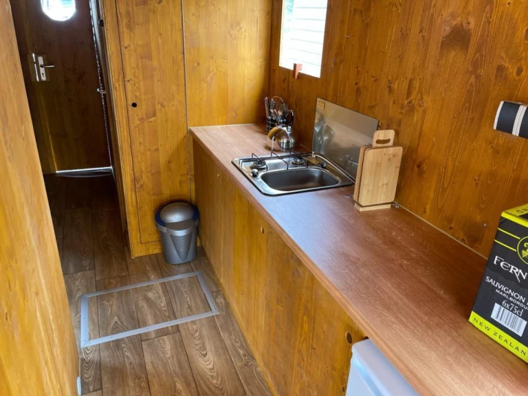 Woonboot te huur in Radewege voor de beste prijs