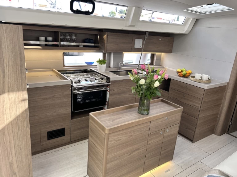 Huur Zeilboot met of zonder schipper Bénéteau in Split