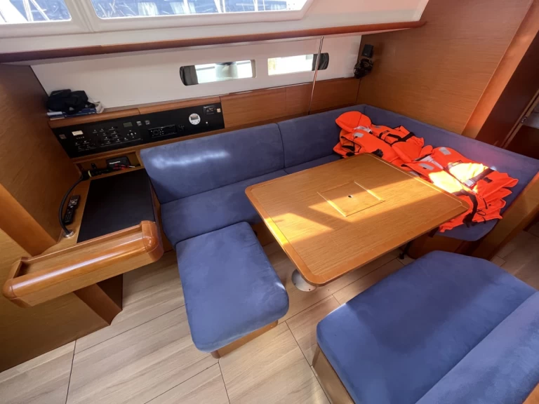 Huur Zeilboot met of zonder schipper Jeanneau in Sukošan