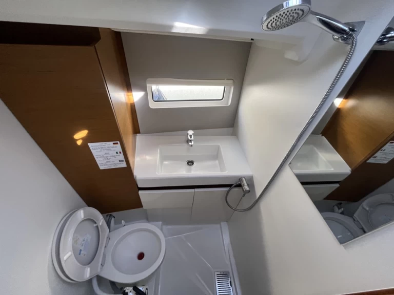 Jeanneau Sun Odyssey 490 te huur van particulier of professional in Sukošan