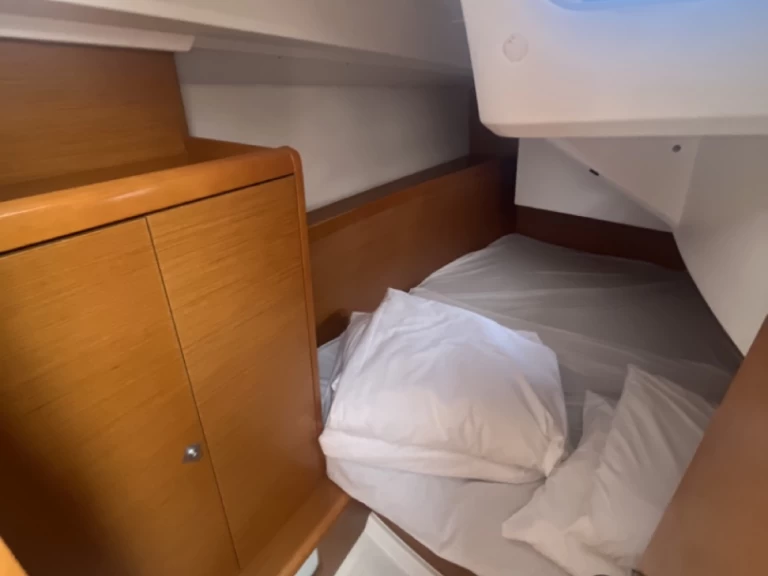 Jeanneau Sun Odyssey 349 te huur van particulier of professional in Sukošan