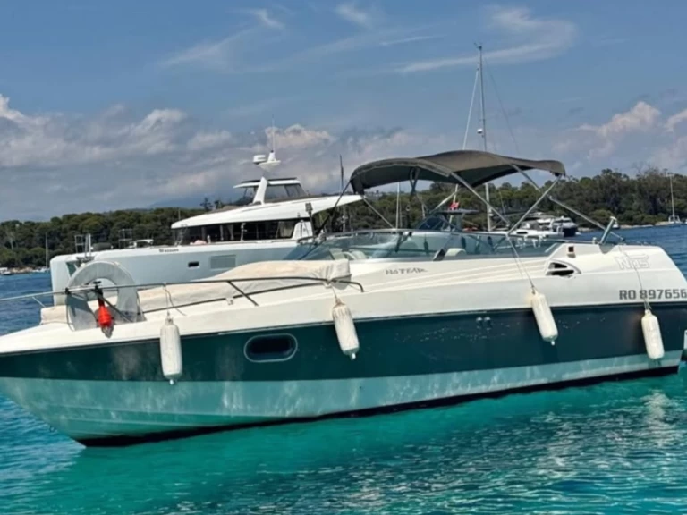 Verhuur Motorboot Bénéteau met vaarbewijs