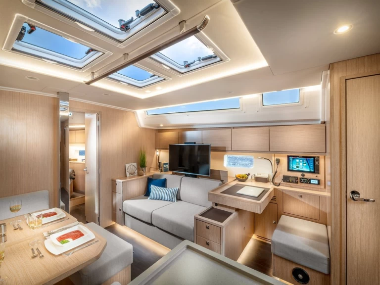 Bootverhuur Bavaria Cruiser 50 in Pula via SamBoat