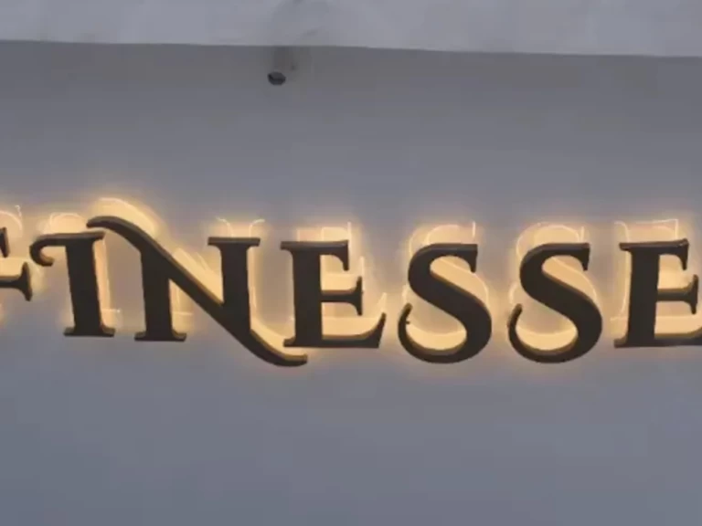 Bootverhuur Finesse 46 in Dubai Marina via SamBoat