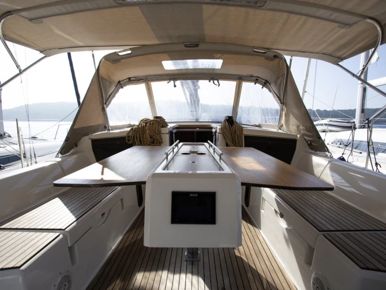 Bootverhuur Dufour Dufour 430 Grand Large in Split via SamBoat
