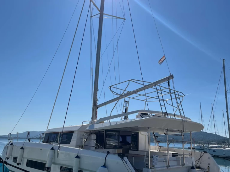 Catamaran te huur in Split voor de beste prijs