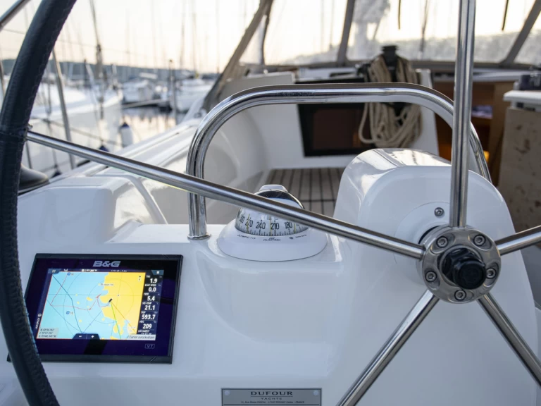 Verhuur Zeilboot Dufour met vaarbewijs
