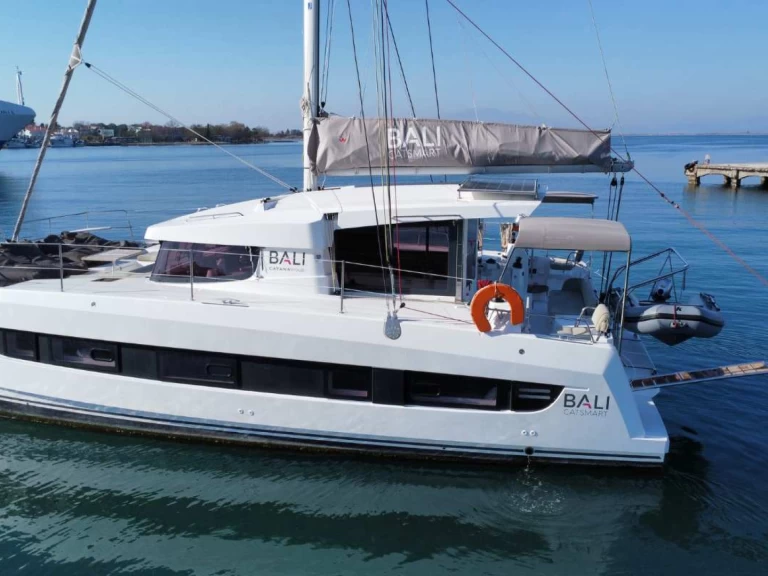Verhuur Catamaran Bali met vaarbewijs