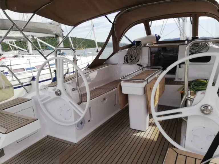 Bootverhuur Elan Impression 45 in Split via SamBoat