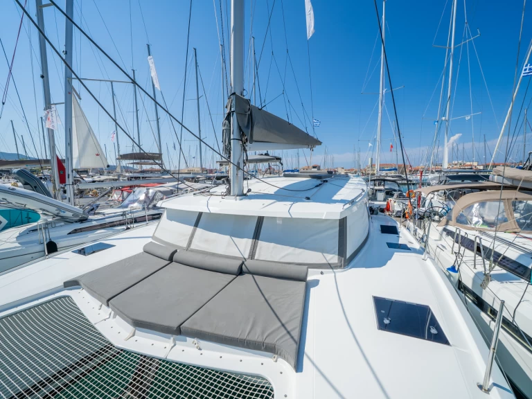 Bootverhuur Fountaine Pajot Isla 40 in Lefkáda via SamBoat