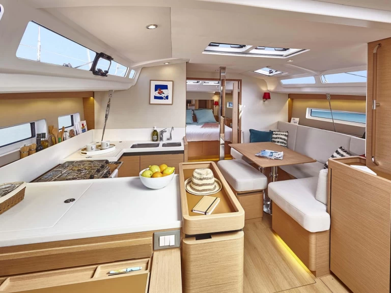 Jeanneau Sun Odyssey 440 te huur van particulier of professional in Punat