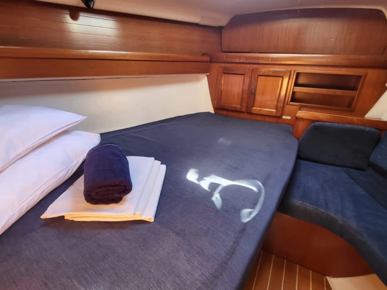 Bootverhuur Dufour Dufour 36 Classic in Trogir via SamBoat