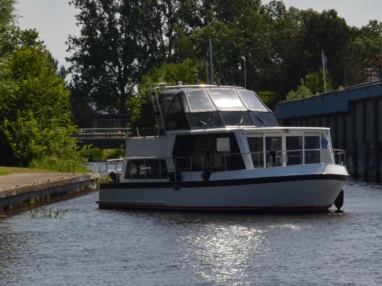 Huur Motorboot met of zonder schipper De Drait in Drachten