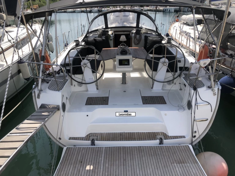 Huur een Bavaria Cruiser 46 in Lefkáda