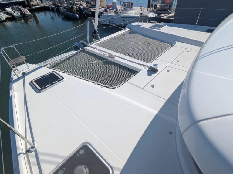 Lagoon Lagoon 42 te huur van particulier of professional in Bas du Fort