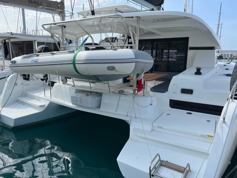 Catamaran te huur in Capo d'Orlando voor de beste prijs