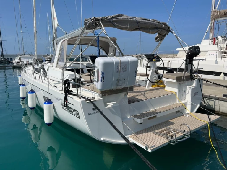 Verhuur Zeilboot in Capo d'Orlando - Bénéteau Oceanis 51.1