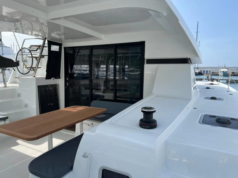 Lagoon Lagoon 42 te huur van particulier of professional in Capo d'Orlando