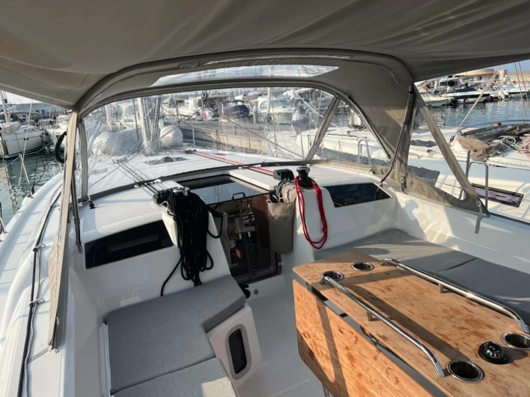 Jachthuur in Capo d'Orlando - Bénéteau Oceanis 40.1 via SamBoat
