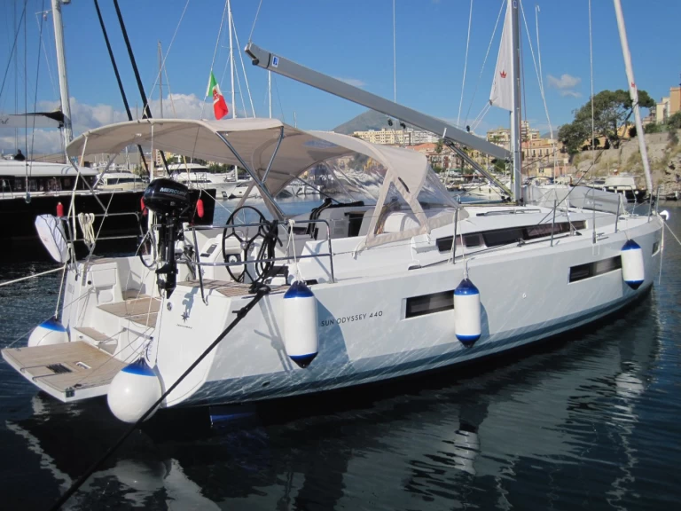 Jachthuur in Capo d'Orlando - Jeanneau Sun Odyssey 440 via SamBoat