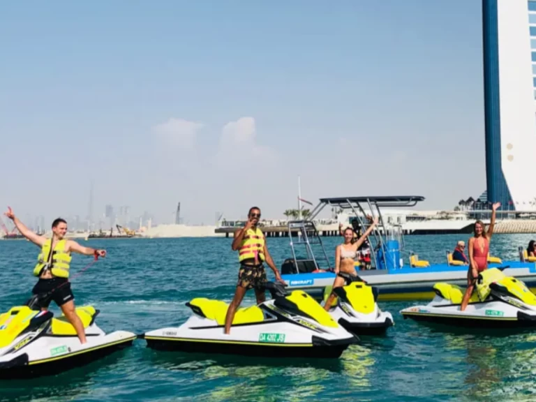 Jachthuur in Dubai Marina - Kawasaki 15F via SamBoat