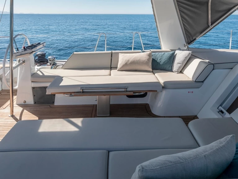 Bootverhuur Ajaccio goedkoop Oceanis Yacht 54