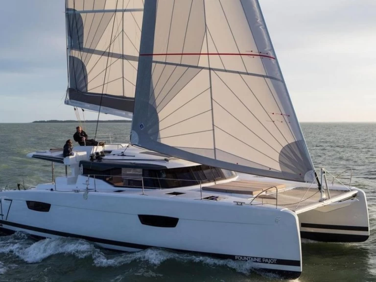 Catamaran te huur in Álimos voor de beste prijs