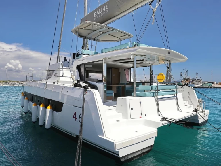 Verhuur Catamaran Bali met vaarbewijs