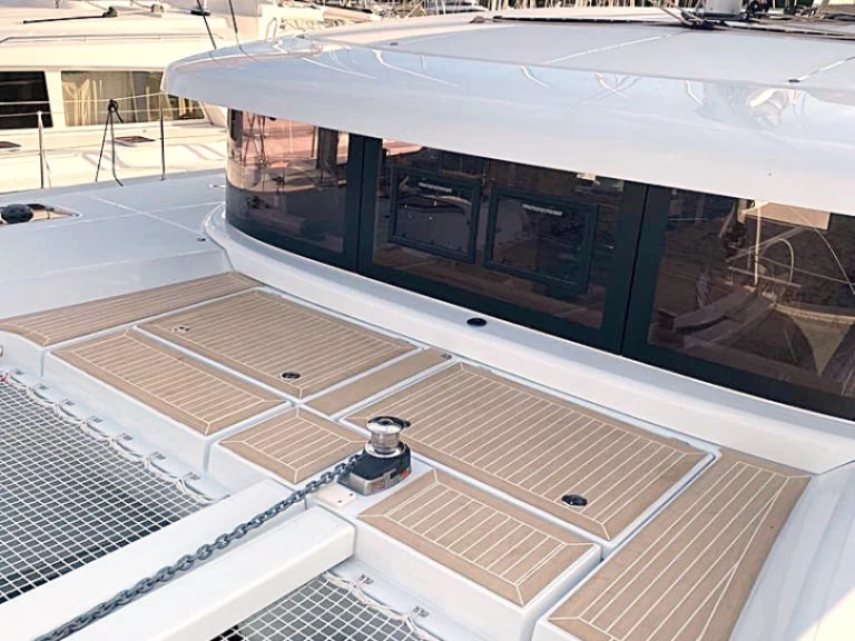 Verhuur Catamaran Lagoon met vaarbewijs