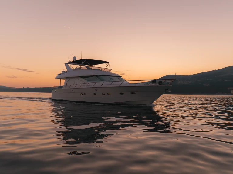 Bootverhuur Cannigione goedkoop Yaretti 2210 