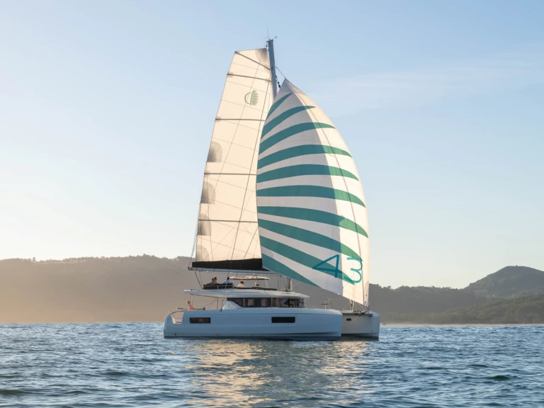 Huur een Lagoon Lagoon 43 in Seget Donji