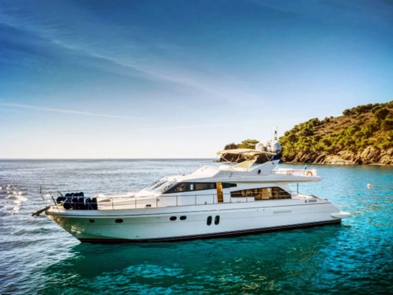 Verhuur Jacht Guy Couach met vaarbewijs