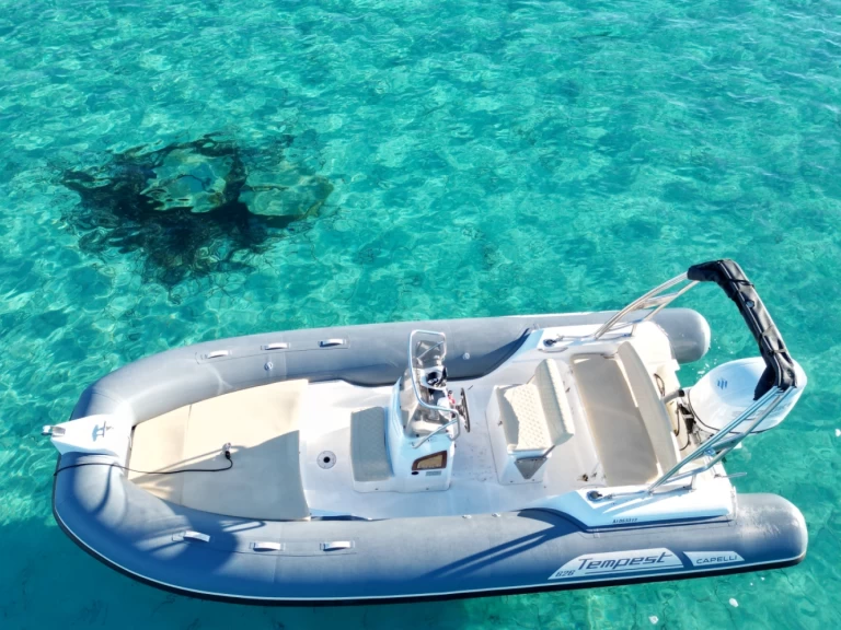 Bootverhuur Porto-Vecchio goedkoop Capelli 626 Luxe