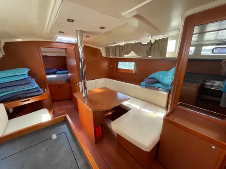 Bootverhuur Perigiali goedkoop Oceanis 41.1