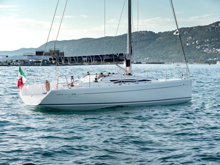 Huur Zeilboot met of zonder schipper Italia Yachts in Punat