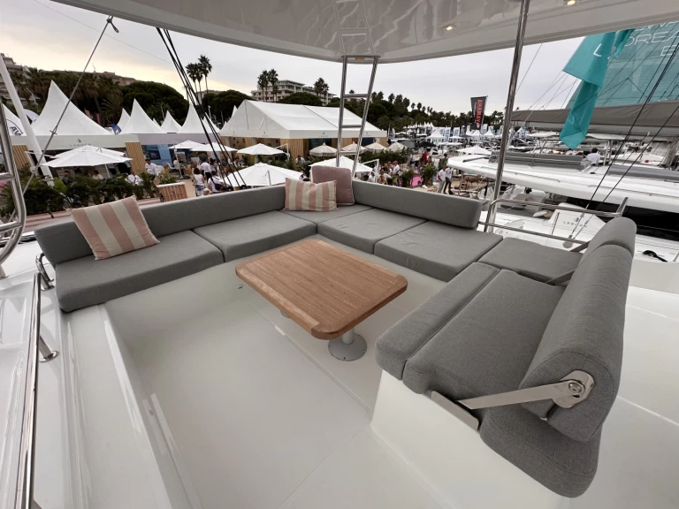 Verhuur Catamaran in Split - Lagoon LAGOON 51 ICONIC