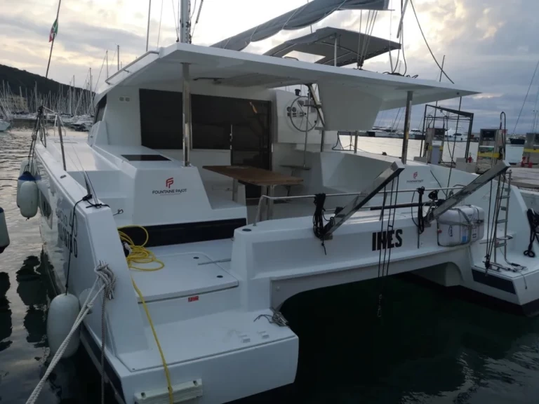 Catamaran te huur in Olbia voor de beste prijs