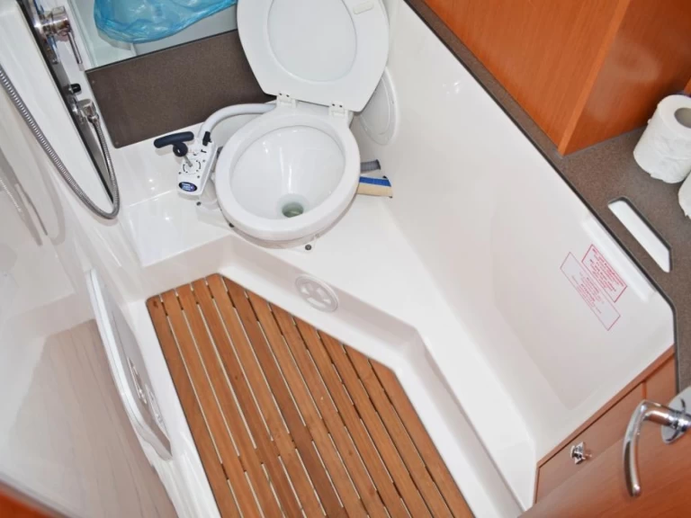 Verhuur Zeilboot in Zaton - Bavaria Cruiser 34