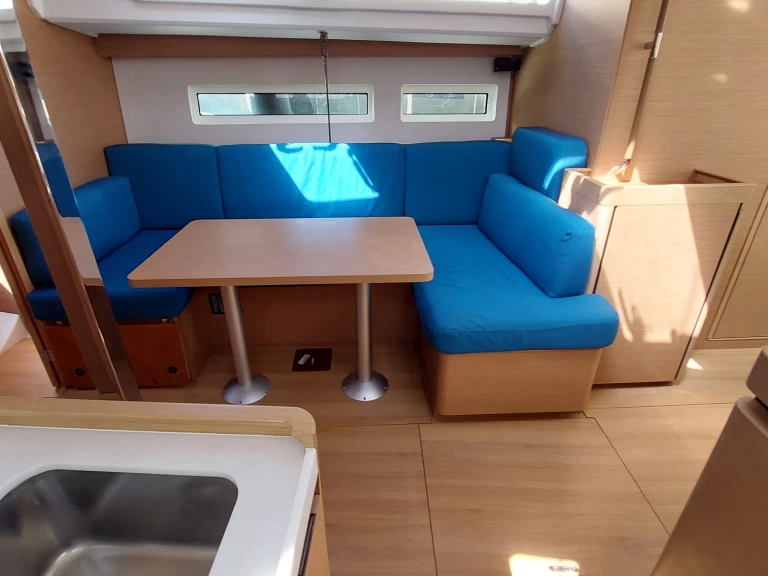 Verhuur Zeilboot in Castiglioncello - Jeanneau Sun Odyssey 440 - 4 cabine - 2 bagni