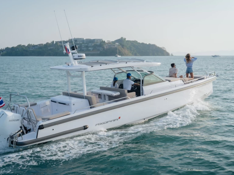 Huur een Axopar 37 T-Top in Phuket