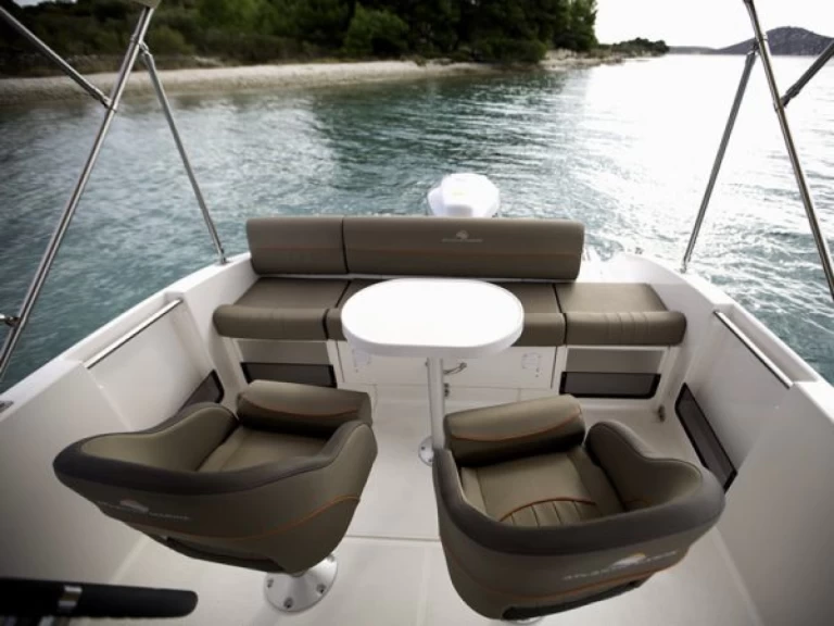 Verhuur Motorboot Atlantic met vaarbewijs