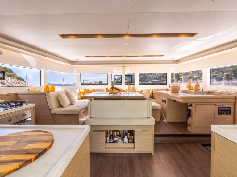 Huur Catamaran met of zonder schipper Lagoon in Lefkáda